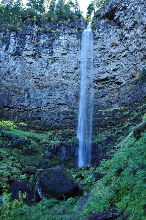A mais alta cachoeira da região, a Watson Falls, na Umpqua National Forest, no sul do Oregon, estado da costa oeste dos Estados Unidos